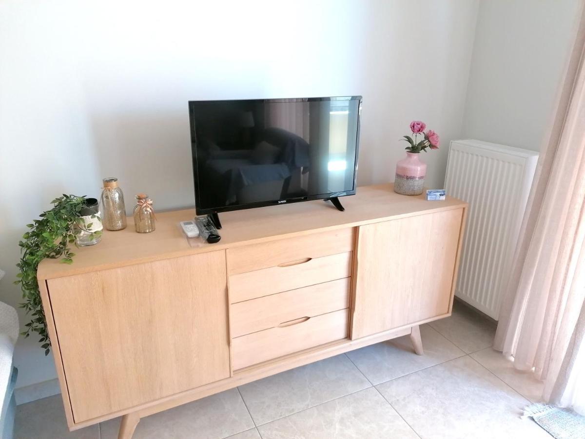 Myrsini'S Sea View Apartment Néa Péramos Exteriör bild