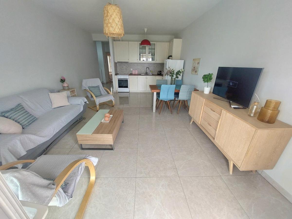 Myrsini'S Sea View Apartment Néa Péramos Exteriör bild