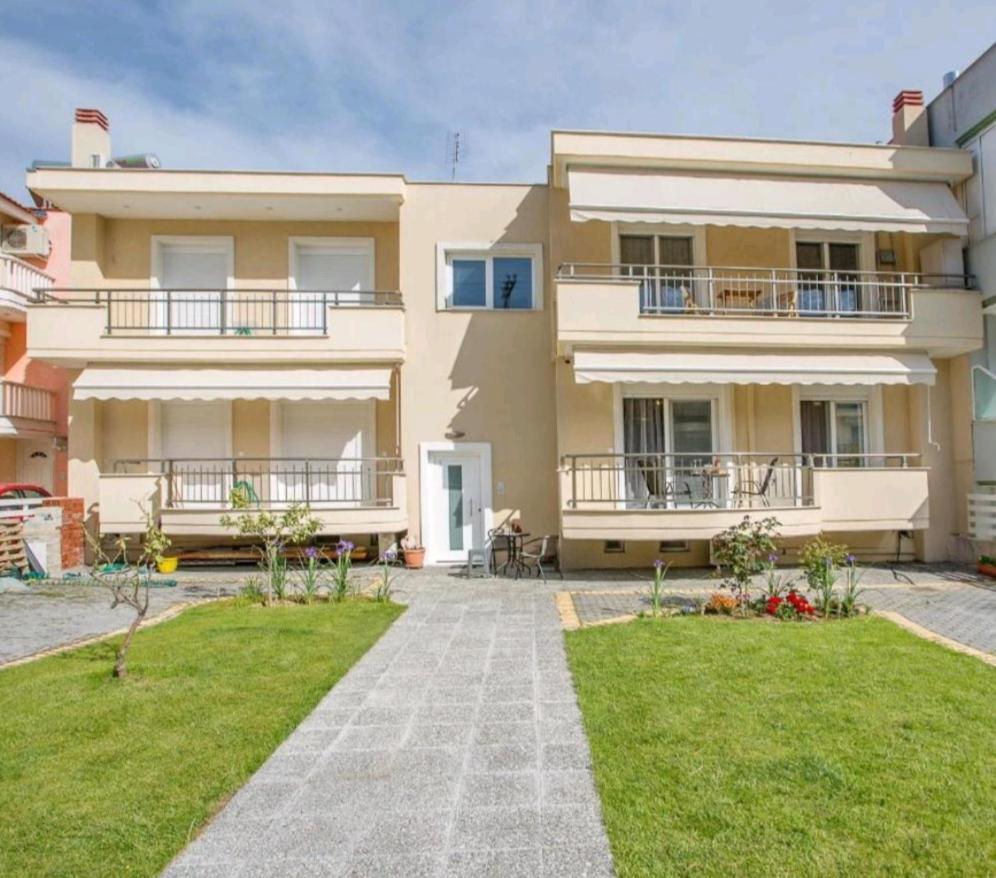 Myrsini'S Sea View Apartment Néa Péramos Exteriör bild